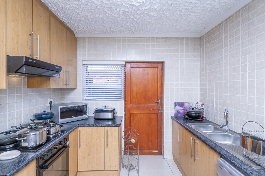 4 Bedroom Property for Sale in Hunters Creek Western Cape